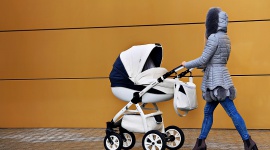 Mama wie lepiej: niebezpieczne potrząsanie dzieckiem nie wolno tego robić!