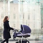 Mama wie lepiej: Piankowe, pompowane, małe, duże? Czyli jakie koła do wózka