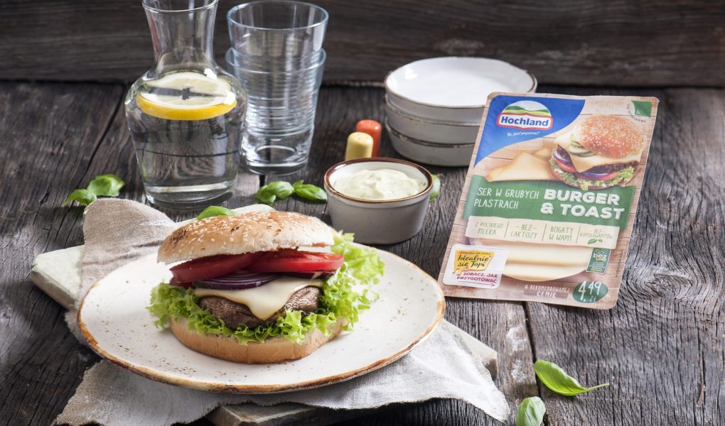 Wegetariańskie burgery z ciągnącym się serem żółtym