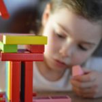ZABAWKI EDUKACYJNE, ZNACZY LEPSZE?