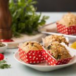 Delektuj się piknikiem pomysły na wycieczkowe przekąski