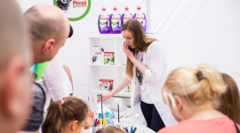 ?Persil Eko Laboratorium Szopa Pracza? we Wrocławiu! Dziecko, LIFESTYLE - Szukasz pomysłu na ciekawe i kreatywne spędzenie czasu ze swoją pociechą? Już w sobotę 31 sierpnia marka Persil w ramach kontynuacji cyklu spotkań edukacyjnych dla dzieci, odwiedzi wrocławskie ZOO.