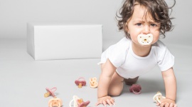 Na rynek wchodzą pierwsze na świecie kolorowe smoczki bez ani śladu plastiku