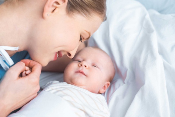 Połóg, jakie ma etapy i jak się do niego przygotować Zdrowie, LIFESTYLE - O zmianach, jakie w zachodzą w ciele kobiety zaraz po urodzeniu dziecka, o różnych etapach połogu, o higienie i dbałości o rany, a także o znaczeniu wsparcia emocjonalnego pisze Janina Frączek, najlepsza położna w kraju.