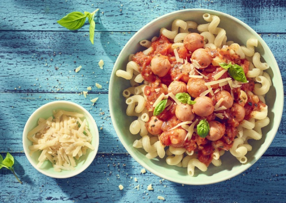 Pomysły na dania dla najmłodszych Dziecko, LIFESTYLE - Mini parówki Foodbolówki Sokoliki doskonale sprawdzą się jako szybka, pożywna przekąska, składnik sałatki czy też dodatek do tarty bądź makaronu.