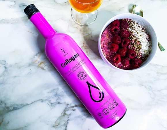 Collagen ? dlaczego warto go stosować? Zdrowie, LIFESTYLE - Jednym z najważniejszych składników w naszym ciele jest kolagen. Czy dodatkowa suplementacja kolagenu jest ważna i może nam pomóc w zatrzymaniu procesu starzenia? Już odpowiadamy!